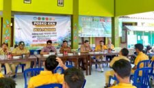 Suasana pembukaan kegiatan KKN di Desa Pagagan, Kecamatan Pademawu, Pamekasan. (KLIKMADURA)