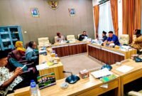 Komisi IV DPRD Pamekasan saat rapat evaluasi bersama Disdikbud. (KLIKMADURA)
