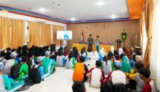 Siswa-siswi baru SMKN 1 Pamekasan antusias mengikuti penutupan MPLS. (KLIKMADURA)