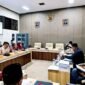 Komisi IV DPRD Pamekasan Saat Rapat Evaluasi Bersama Manajemen RSUD Smart Pamekasan. (KLIKMADURA)