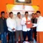 Momentum penyerahakan SK Pengurus DPD PKS Kabupaten Sampang. (KLIKMADURA)