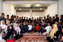 Para pengurus Ikatan Keluarga Alumni Bahrul Ulum (IKABU) Tambakberas, Jombang foto bersama usai menggelar rapat internal. (KLIKMADURA)