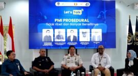 Kepala Kantor Imigrasi Kelas II Non TPI Pamekasan Ahmad Muttaqin saat podcast. (KLIKMADURA)