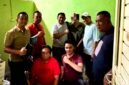 Personel Satreskrim Polres Pamekasan saat membekuk MLA, tersangka kasus investasi bodong. (POLRES PAMEKASAN FOR KLIKMADURA)