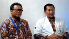 Kapus Larangan dr. Moh. Fahmi (jas putih) bersama Pj. Yanblik dan HIV/IMS saat podcast di Klik Madura (KLIK MADURA).