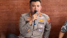 Kapolrestas Sumenep, Kombes Pol Ariek Indra Sentanu saat bersilaturrahim dengan Pengurus SMSI Sumenep. (KLIKMADURA)
