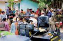 Bupati Pamekasan, KH. Kholilurrahman bersama warga melihat proses perbaikan jalan swadaya di Dusun Sakante dan Dusun Durbugan, Desa Campor, Kecamatan Proppo, Sabtu (15/8/2026).