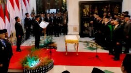 Suasana pelantikan Faisol Ansori sebagai Pj Sekada Kabupaten Sampang. (ALI MUCHTAR / KLIKMADURA)