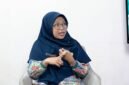 Apoteker Puskesmas Galis Pamekasan, Khairunnisa Asfarina saat siniar di Studio Klik Madura. (KLIKMADURA)