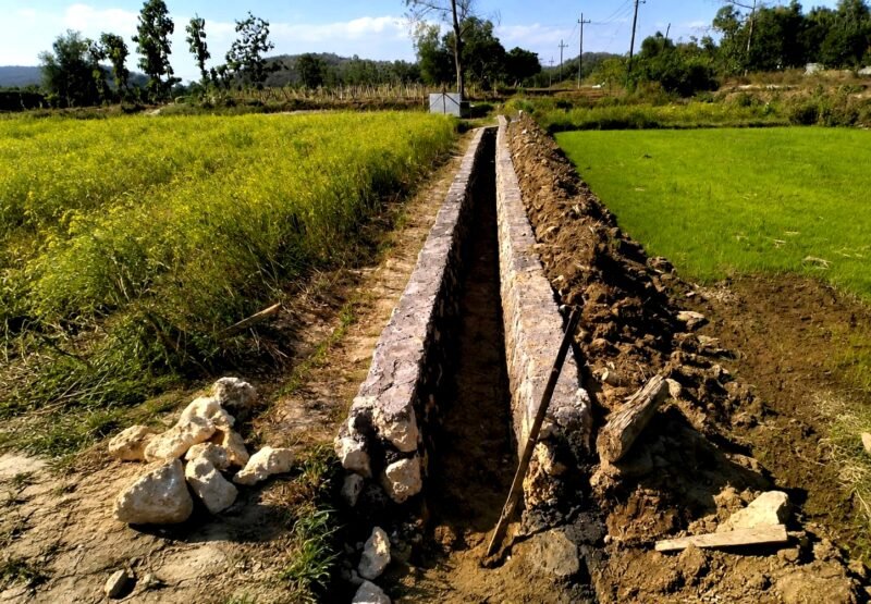 Program Percepatan Peningkatan Tata Guna Air Irigasi (P3-TGAI) di Desa Kanjar, Kecamatan Torjun. (ALI MUCHTAR / KLIKMADURA)