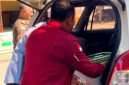 Penyidik Kejari Pamekasan berhasil mengamankan satu boks dokumen dari kantor Sekretariat Daerah (Setda) Pamekasan. (MOH. IQBALUL KHAVEI MZ / KLIKMADURA)