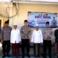 Kapolres Sampang AKBP Anang Hardiyanto, S.I.K., foto bersama jajaran pengasuh Pondok Pesantren Miftahut Thullab atau Ponpes Gedangan, Desa Daleman, Kecamatan Kedungdung, Rabu (12/8/2026)