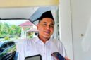 Ketua DPRD Pamekasan, Ali Masykur saat diwawancarai awak media. (KLIKMADURA)