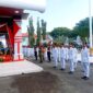 Bupati Sampang H. Slamet Junaidi saat menjadi inspektur upacara peringatah HUT ke-81 Kemerdekaan Republik Indonesia di Pendopo Bupati Sampang. (KLIKMADURA)
