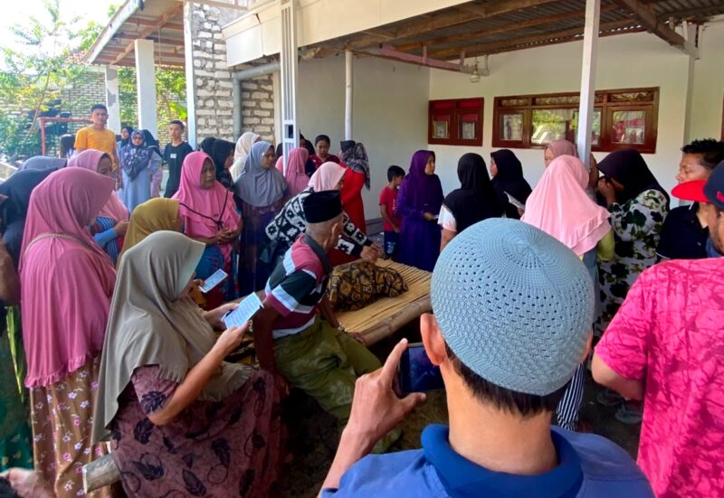 Suasaa duka di Dusun Karang Dalem, Desa Pademawu Barat, Kecamatan Pademawu, Kabupaten Pamekasan. (KLIKMADURA)