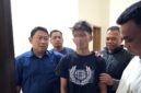 Tim Unit Reaksi Cepat (URC) Satreskrim Polres Pamekasan saat menangkap terduga pelaku pembacokan. (KLIKMADURA)