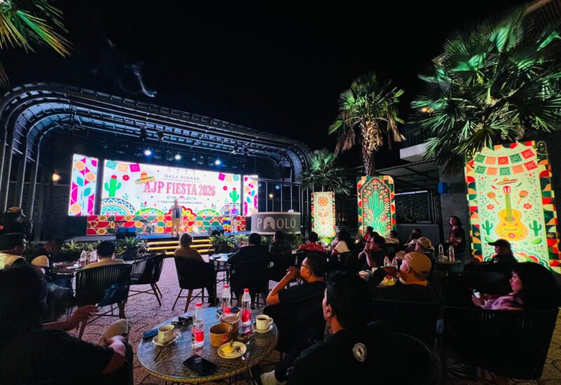 Area Manager Communication, Relation & CSR Pertamina Patra Niaga, Ahad Rahedi menyampaikan sambutan saat gala dinner di Paolo Kafe, Batu. (PRENGKI WIRANANDA / KLIKMADURA)