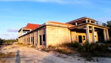Penampakan bangunan Puskesmas Bulangan Haji setelah mulai dikerjakan tahap 2. (DOK. KLIKMADURA)