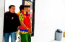 SI, pria bejat yang diduga melakukan kekerasan seksual terhadap anak kandungnya digelandang di Mapolres Pamekasan. (MOH. IQBALUL KHAVEI MZ / KLIKMADURA)