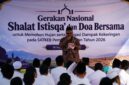 Ustadz Suaidi saat menyampaikan tausiah di hadapan ratusan penghuni Lapas Klas IIA Pamekasan. (KLIKMADURA)