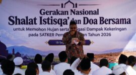 Ustadz Suaidi saat menyampaikan tausiah di hadapan ratusan penghuni Lapas Klas IIA Pamekasan. (KLIKMADURA)