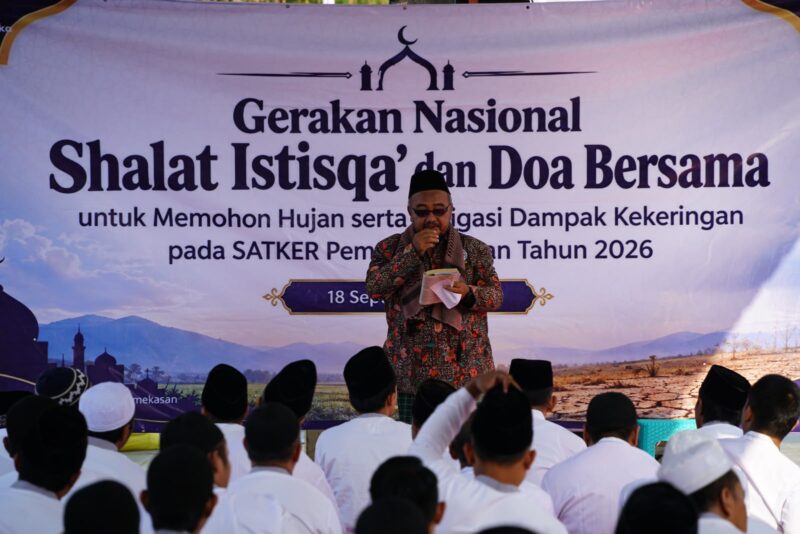 Ustadz Suaidi saat menyampaikan tausiah di hadapan ratusan penghuni Lapas Klas IIA Pamekasan. (KLIKMADURA)