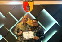 Miftahol Umar foto bersama Pangdam V/ Brawijaya, Mayjen TNI Rudy Saladin. (KLIKMADURA)