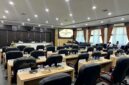 Suasana ruang rapat paripurna DPRD Pamekasan kosong. (MOH. IQBALUL KHAVEI MZ / KLIKMADURA)