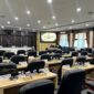 Suasana ruang rapat paripurna DPRD Pamekasan kosong. (MOH. IQBALUL KHAVEI MZ / KLIKMADURA)