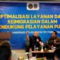 Perwakilan Kantor Imigrasi Kelas II Non TPI Pamekasan saat menggelar Sosialisasi Layanan Data Keimigrasian di Odaita Hotel Pamekasan, Kamis (27/8).