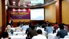 Suasana rapat Timpora Bangkalan saat rapat di Aula Hotel Rose, Bangkalan, Kamis (20/8/2026).