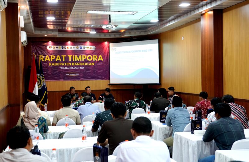 Suasana rapat Timpora Bangkalan saat rapat di Aula Hotel Rose, Bangkalan, Kamis (20/8/2026).