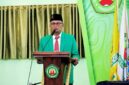 Rektor Universitas Islam Madura, Dr. H. Ahmad saat memberikan sambutan dihadirkan ratusan mahasiswa baru. (KLIKMADURA)