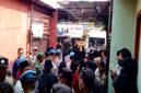 Suasana eksekusi bangunan di Jalan Raya Bringkoneng, Dusun Bringkoneng, Desa Tlagah, Kecamatan Banyuates, Kabupaten Sampang. (KLIKMADURA)