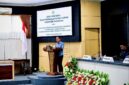 Sekertaris Fraksi Gelora Perjuangan, Nadi Mulyadi, saat menyampaikan pandangan umum fraksi pada rapat paripurna beberapa waktu lalu. (MOH. IQBALUL KHAVEI MZ / KLIKMADURA)