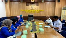 KOPRI PKC PMII Jawa Timur saat melakukan audiensi dengan jajaran Diskominfo Provinsi Jawa Timur di Aula Argopuro Diskominfo Jatim, Rabu (23/9/2026). (ISTIMEWA)