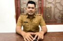 Kabid Olahraga Prestasi Disporapar Pamekasan R. Seprianggi Permana Putra saat ditemui di ruang kerjanya, Senin (28/9/2026). (LAILIYATUN NURIYAH/KLIK MADURA)