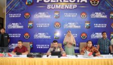 Kapolresta Sumenep Kombes Pol. Ariek Indra Sentanu saat memimpin pres rilis Operasi Sikat Semeru 2026. (HUMAS POLRESTA SUMENEP FOR KLIKMADURA)