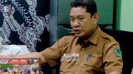 Direktur RSUD Waru Pamekasan dr. Nanang Suyanto saat diwawancarai tim Klik Madura beberapa waktu lalu. (TANGKAP LAYAR)