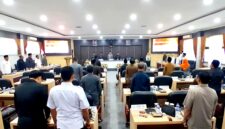 Suasana rapat paripurna saat penyampaian pendapat akhir fraksi-fraksi sekaligus pengambilan keputusan terhadap Raperda Perubahan APBD 2026, Rabu (30/9/2026).