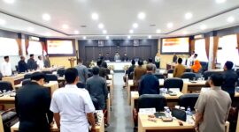 Suasana rapat paripurna saat penyampaian pendapat akhir fraksi-fraksi sekaligus pengambilan keputusan terhadap Raperda Perubahan APBD 2026, Rabu (30/9/2026).