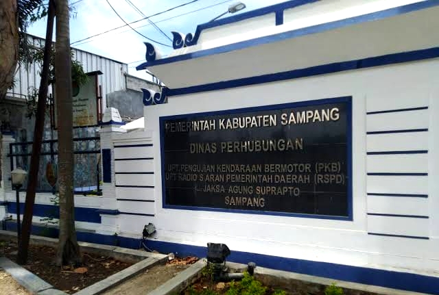 Kantor Dinas Perhubungan (Dishub) Kabupaten Sampang. (KLIKMADURA)