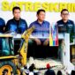 Kolase foto press rilis dan aksi pembongkaran gerai Indomaret di Desa Panaan, Kecamatan Palengaan, Pamekasan. (KLIKMADURA)