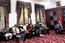 Perwakilan Panitia Pameran Kebudayaan Madura berkoordinasi dengan Bupati Pamekasan, Dr. KH. Kholilurrahman di Peringgitan Dalam, Mandhapa Agung Ronggosukowati. (DOK. KLIKMADURA)