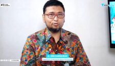 Kepala Puskesmas Waru, Kabupaten Pamekasan, dr. Hegi Darmawan saat siniar di Studio I Klik Madura. (ISTIMEWA)