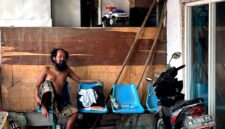 Salah satu ODGJ yang berkeliaran di Pasar Blega, Kabupaten Bangkalan. (KLIKMADURA)