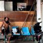 Salah satu ODGJ yang berkeliaran di Pasar Blega, Kabupaten Bangkalan. (KLIKMADURA)