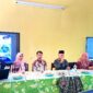 Kepala Disdikbud Pamekasan Basri Yulianto menyampaikan sambutan dalam kegiatan di SDN Kowel 3 Pamekasan, Sabtu (17/10/2026). (LAILIYATUN NURIYAH/KLIK MADURA)