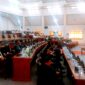 Suasana rapat paripurna DPRD Sampang saat membahas APBD 2027. (ALI MUCHTAR / KLIKMADURA)