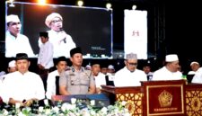 Kapolres Sampang AKBP Anang Hardiyanto saat menghadiri doa kebangsaan. (KLIKMADURA)